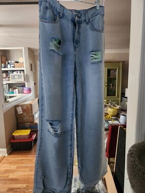 POL Distressed Denim Jeans.